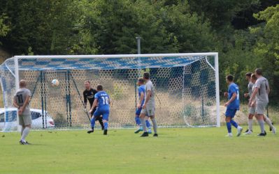 Markus (10) kommt einen Tick zu spät
