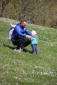 Ein gern gesehener Zuschauer: Ex-Trainer Ceyhun Sür mit Töchterchen