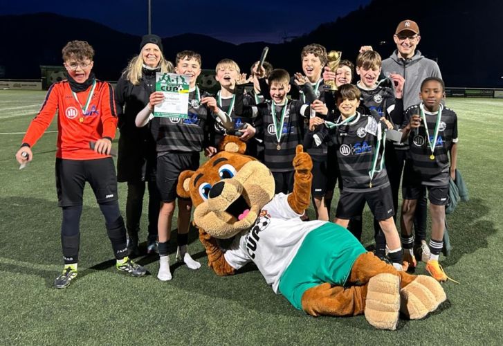 Bild 8 Turnierdritter D-Junioren.JPG