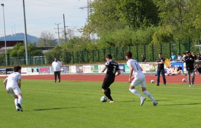Altdorf macht die Räume dicht, Jonathan Benz muss wieder hinten herum spielen